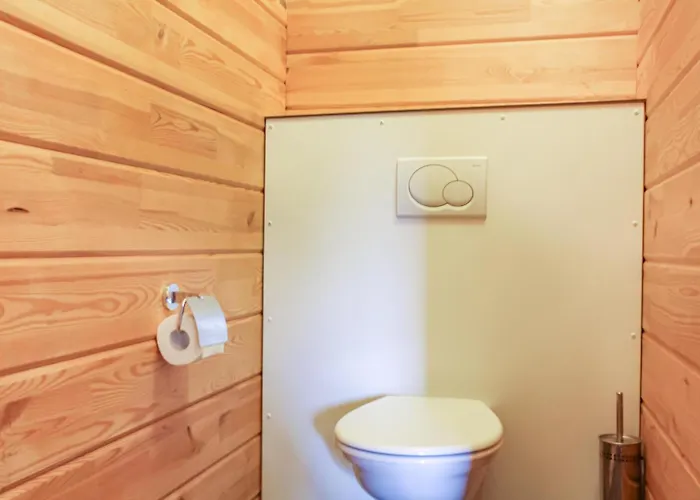 Feriehus Lovely In With Wifi Heel